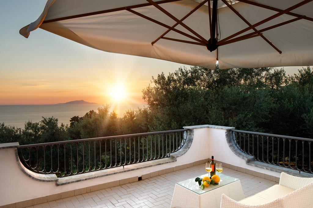 Il Nido Del Gabbiano Apartamento Massa Lubrense Exterior foto